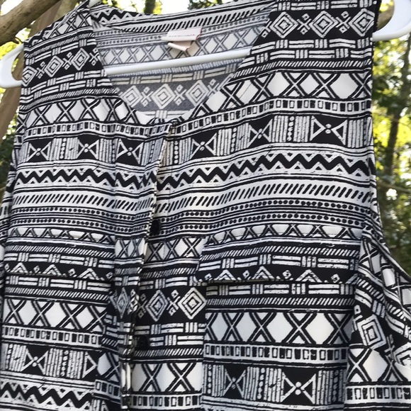 Aztec Geometric Print Romper - Picture 3 of 5